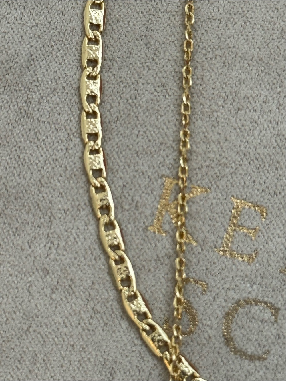 Kendra Scott Elisa multistrand necklace
Black glass pendant - Picture 6 of 8